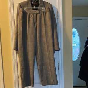 Escada New Virgin Wool Gray Pink Red Striped Wide Leg Pants Jacket Separately